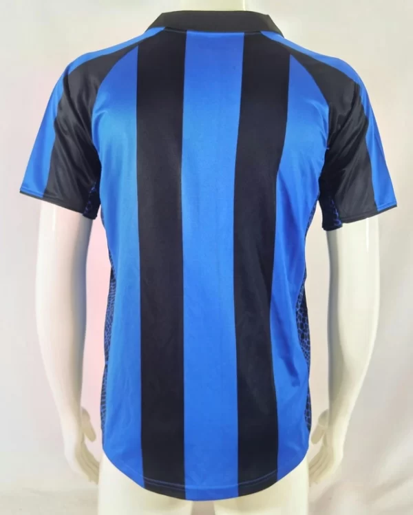 Inter Milan 2001-02 Home Retro Jersey - Image 2