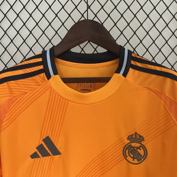 Real Madrid 2024-25 Away Jersey Fan Version - Image 3