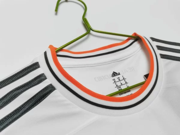 Real Madrid 2013-14 Home Retro Jersey - Image 4