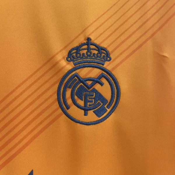 Real Madrid 2024-25 Away Jersey Fan Version - Image 5