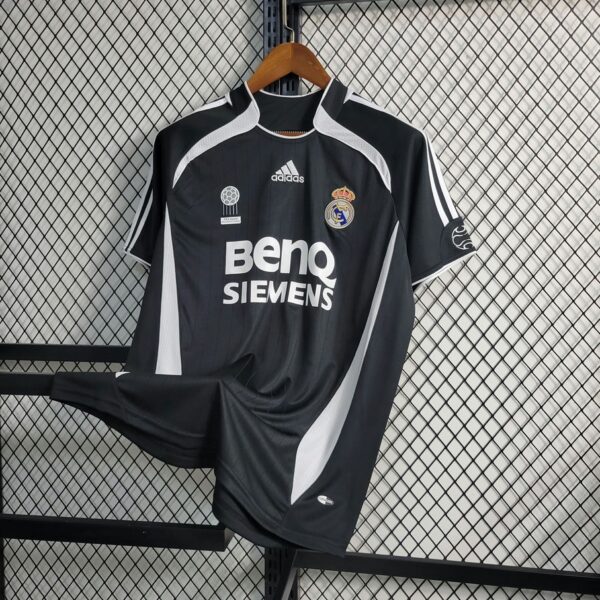 Real Madrid 2006-07 Two Guest Retro Jersey