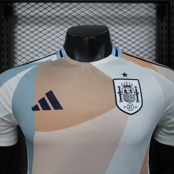 Spain 2025-26 Training Jersey Player Version - Image 10