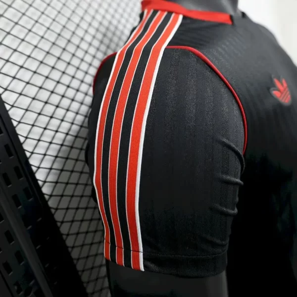 Manchester United 2025-26 Special Edition Jersey Player Version - Image 4