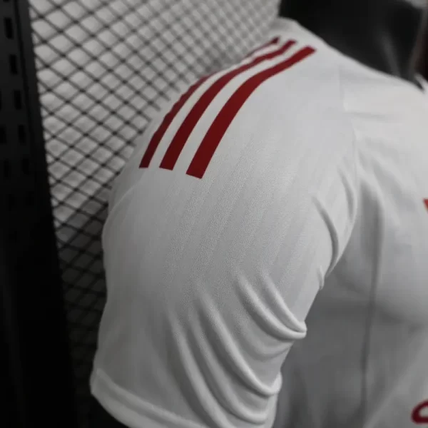 Manchester United 2025-26 Co-Branded Jersey Player Version 2 - Image 6