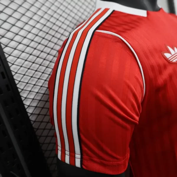 Manchester United 2025-26 Co-Branded Jersey Player Version 5 - Image 6