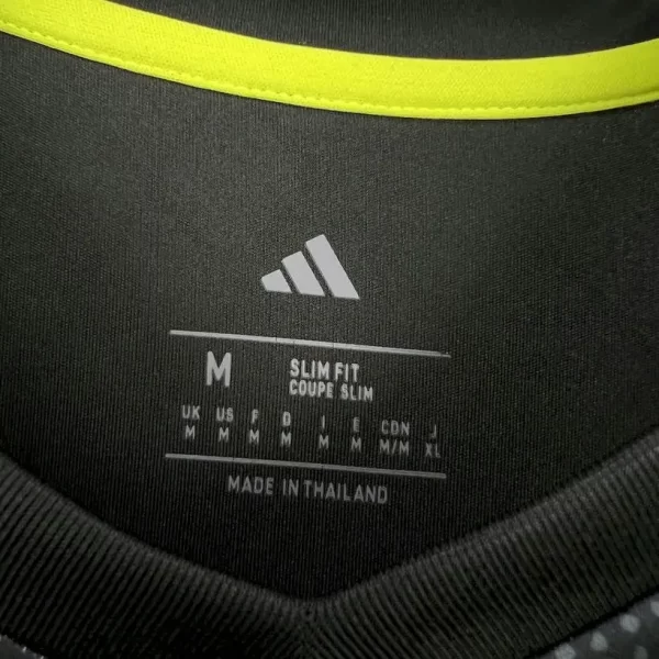 Columbus Crew 2025-26 Away Jersey Fan Version - Image 6