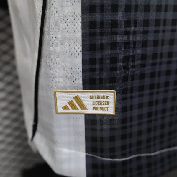 Newcastle 2025-26 Home Jersey Player Version - Image 9