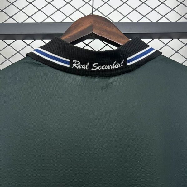 Real Sociedad 2000-02 Away Retro Jersey