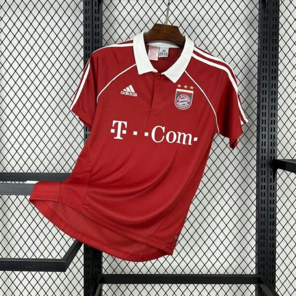 Bayern Munich 2005-06 Home Retro Jersey