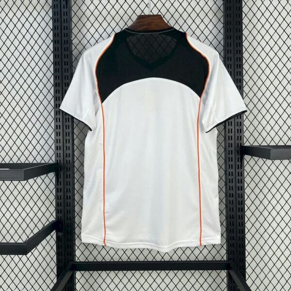 Valencia 2004-05 Home Retro Jersey - Image 2