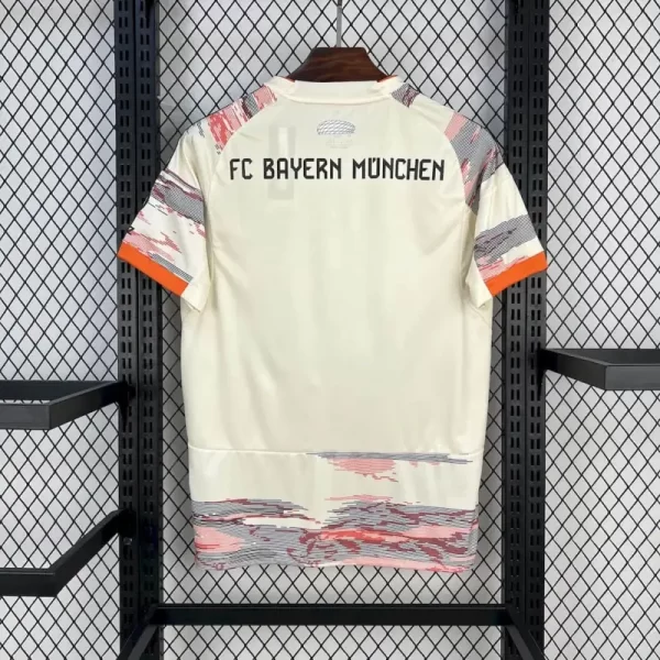 Bayern Munich 2025-26 Home Jersey Fan Version - Image 2