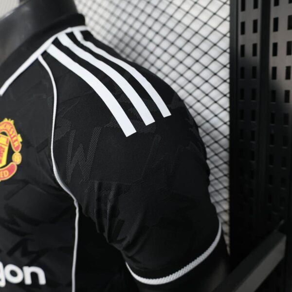 Manchester United 2025-26 Black & White Special Edition Jersey Player Version - Image 2