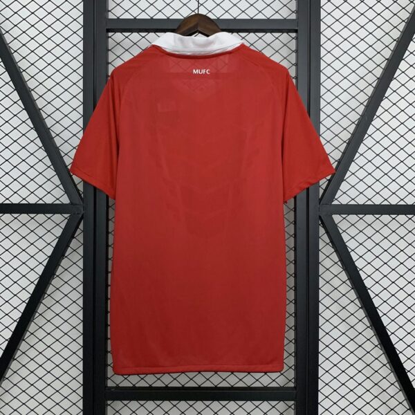 Manchester United 2010-11 Home Retro Jersey - Image 2