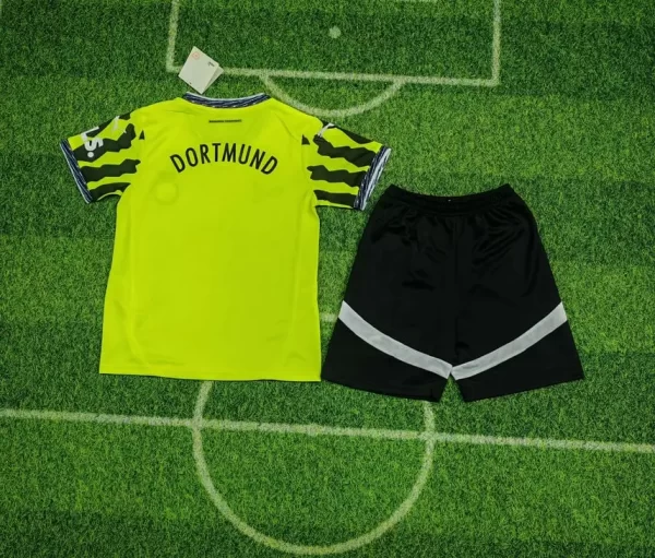 Dortmund 2025-26 Special Edition Kids Kit 2 - Image 2