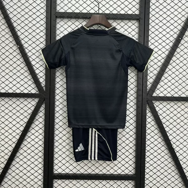 Real Madrid 2025-26 Away Kids Kit - Image 2