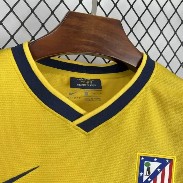 Atletico Madrid 2013-14 Away Retro Jersey - Image 3