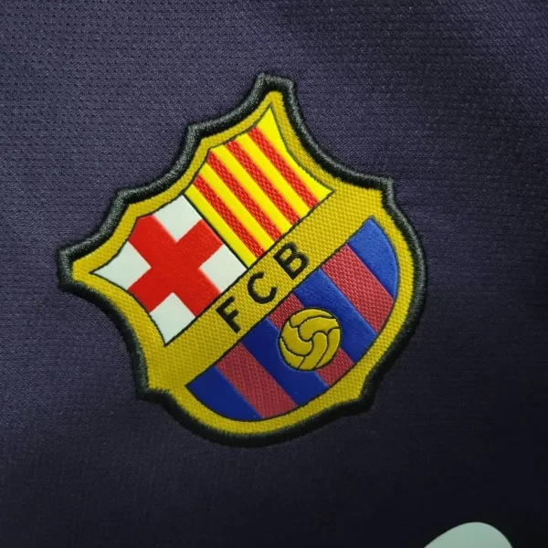 Barcelona 2016-17 Away Retro Jersey - Image 3