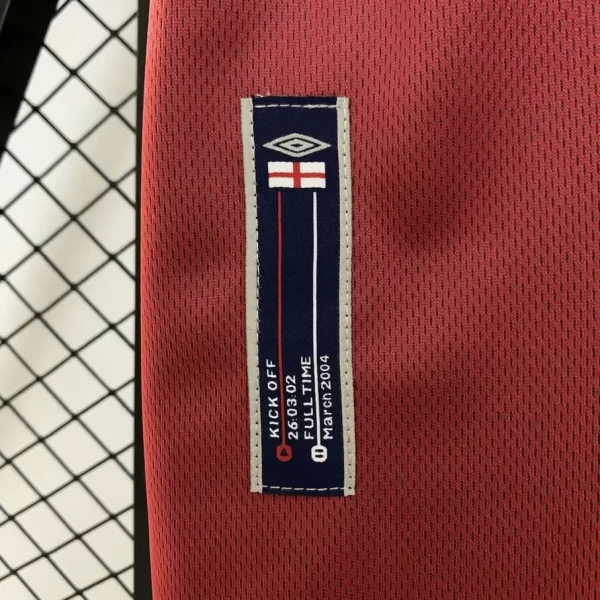 England 2002 Away Retro Jersey - Image 3