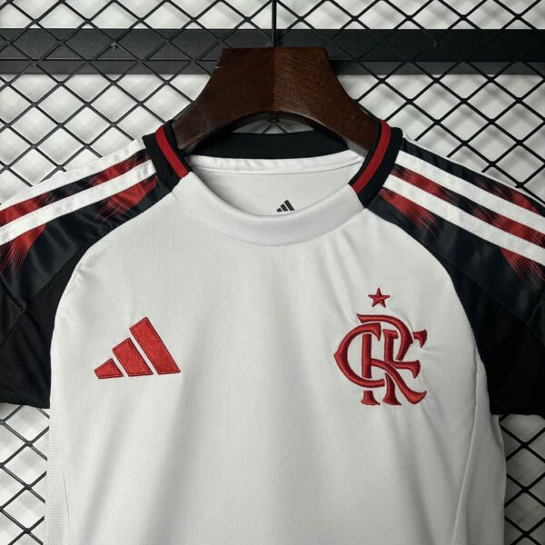 Flamengo 2025-26 Away Kids Kit - Image 4