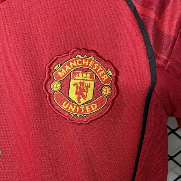 Manchester United 2025-26 Home Kids Kit - Image 3