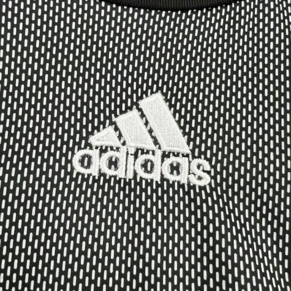 Real Madrid 2002-03 Goalkeeper Retro Jersey - Image 3