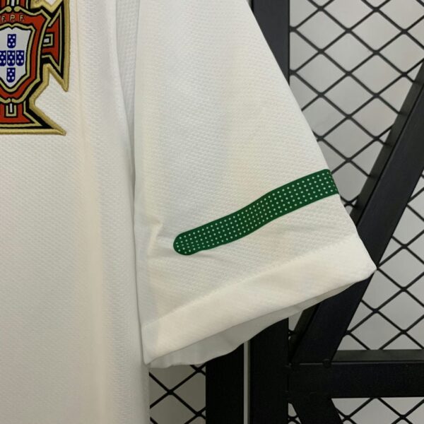 Portugal 2010 Away Retro Jersey - Image 4