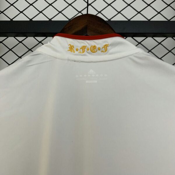 Spain 2011 Away Retro Jersey - Image 4