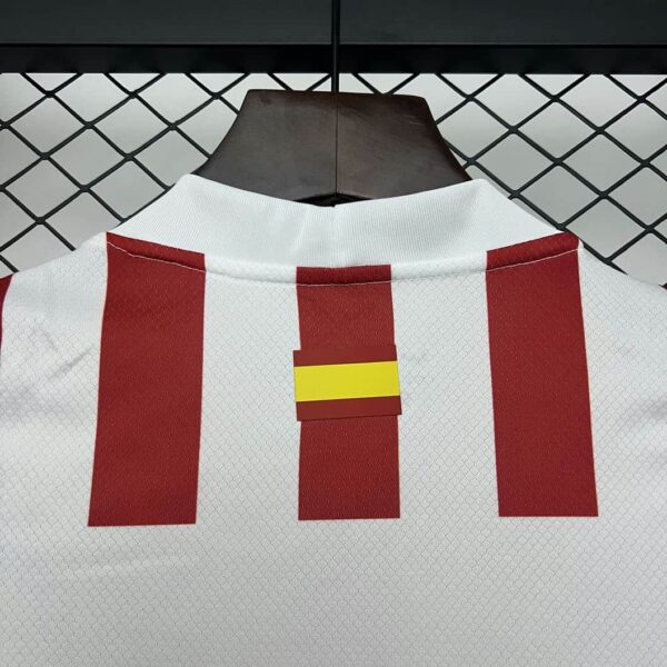 Atletico Madrid 2025-26 Home Kids Kit - Image 4
