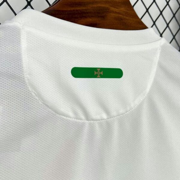 Portugal 2010-11 Away Retro Jersey - Image 4
