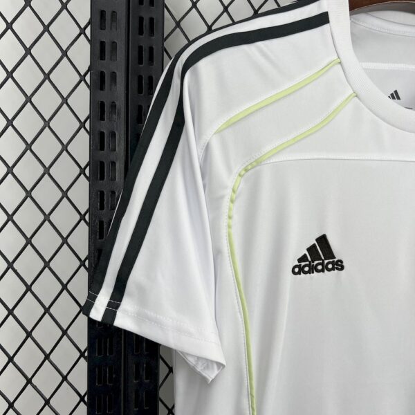Real Madrid 2025-26 Leisure Special Edition Jersey - Image 4