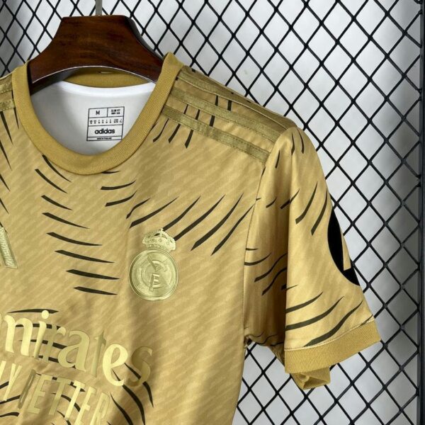 Real Madrid 2025-26 Training Gold Jersey - Image 4