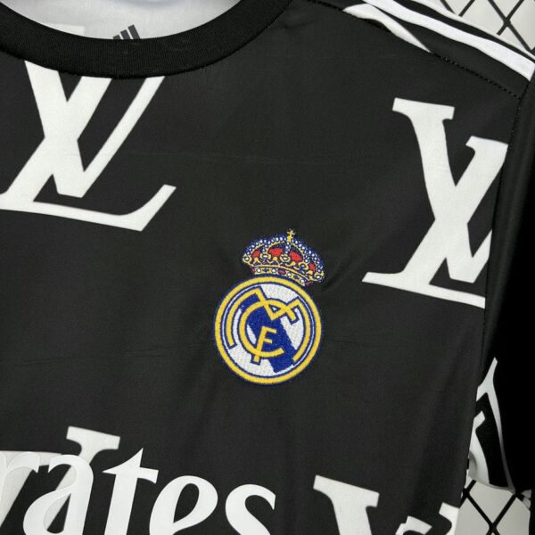 Real Madrid x Louis Vuitton 2025-26 Black Special Edition Jersey - Image 4