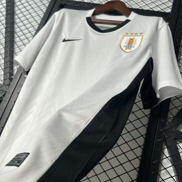 Uruguay 2025-26 Away Jersey Fan Version - Image 4