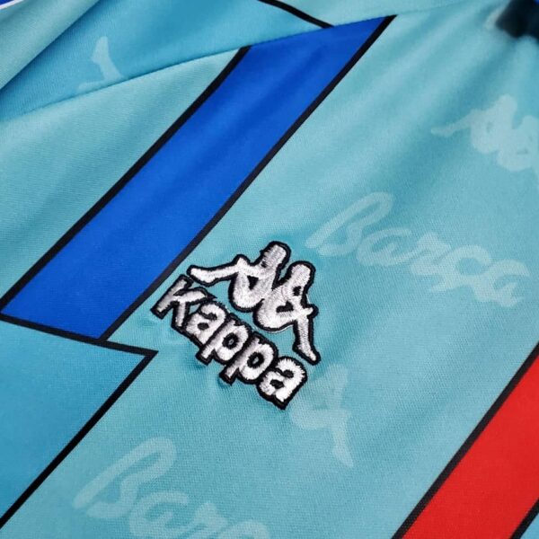 Barcelona 1996-97 Away Retro Jersey - Image 4
