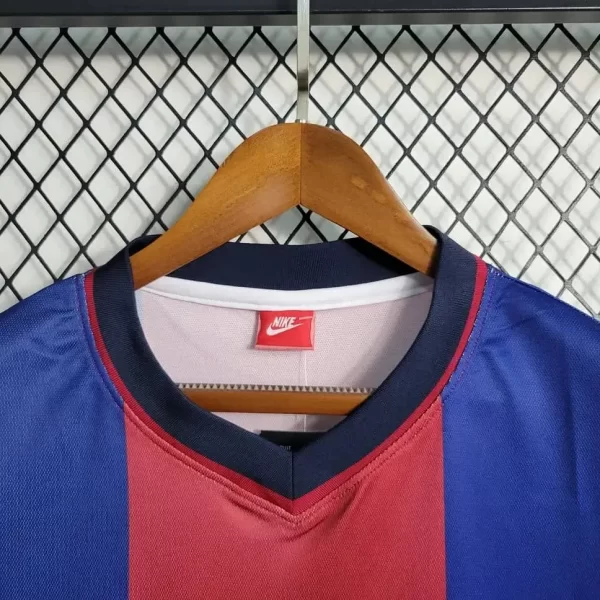Barcelona 1998-99 Home Retro Jersey - Image 4
