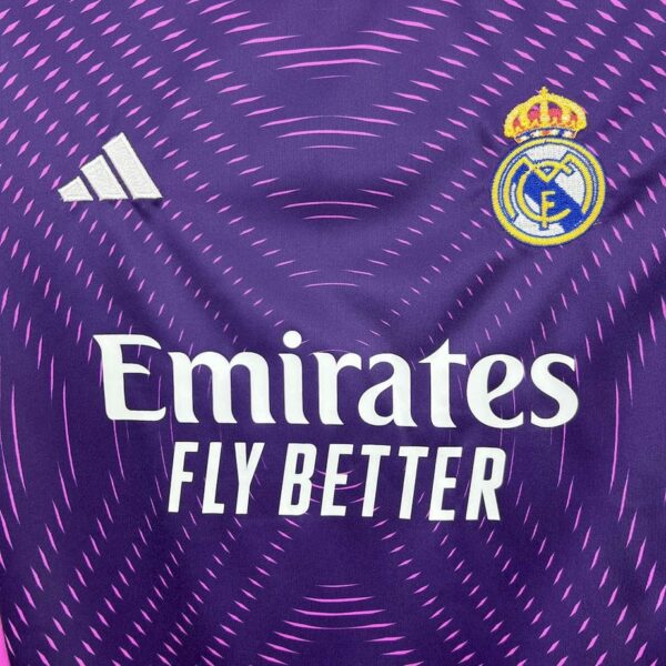Real Madrid 2025-26 Purple Goalkeeper Kids Kit - Image 5