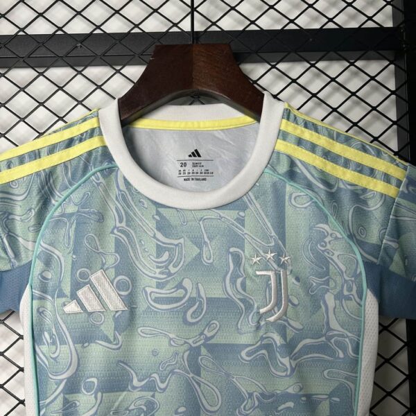 Juventus 2025-26 Away Kids Kit - Image 5
