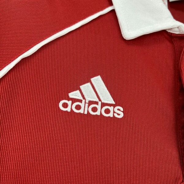 Bayern Munich 2005-06 Home Retro Jersey - Image 5
