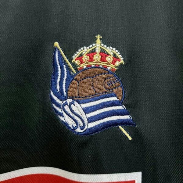 Real Sociedad 2000-02 Away Retro Jersey - Image 6