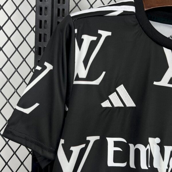 Real Madrid x Louis Vuitton 2025-26 Black Special Edition Jersey - Image 5