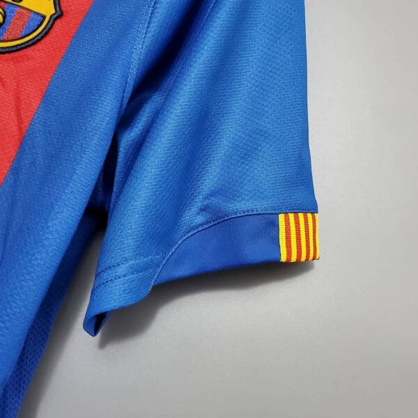 Barcelona 2006-07 Home Retro Jersey - Image 5