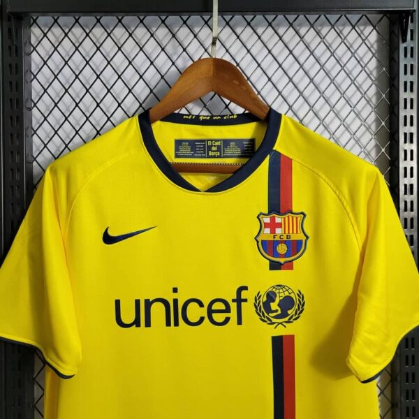 Barcelona 2008-09 Away Retro Jersey - Image 5