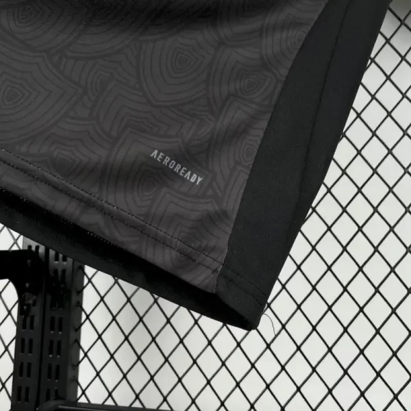 Atletico Mineiro 2025-26 All Black Special Edition Jersey Fan Version - Image 5