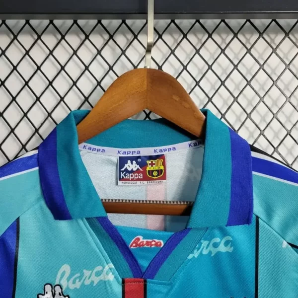 Barcelona 1995-97 Away Retro Jersey - Image 5