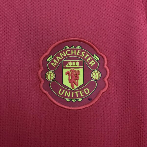 Manchester United 2010-11 Home Retro Jersey - Image 6