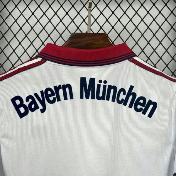 Bayern Munich 1998-00 Home Retro Jersey - Image 6