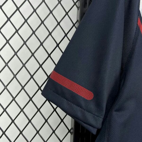 USA 2010-11 Away Retro Jersey - Image 6