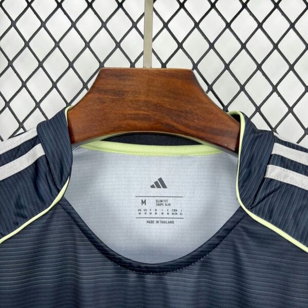 Real Madrid 2025-26 Away Long Sleeved Jersey Fan Version - Image 6