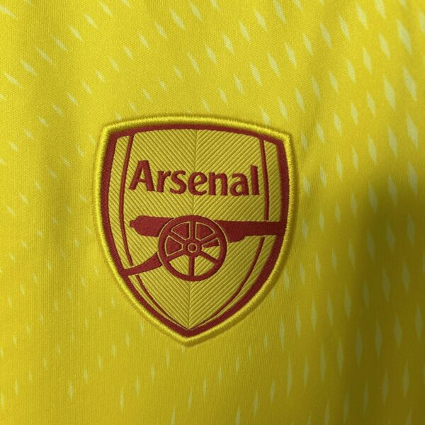 Arsenal 2025-26 Goalkeeper Jersey Fan Version - Image 6