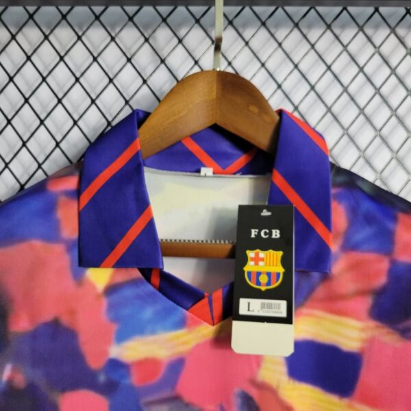 Barcelona 1993-94 Romario Retro Jersey - Image 6